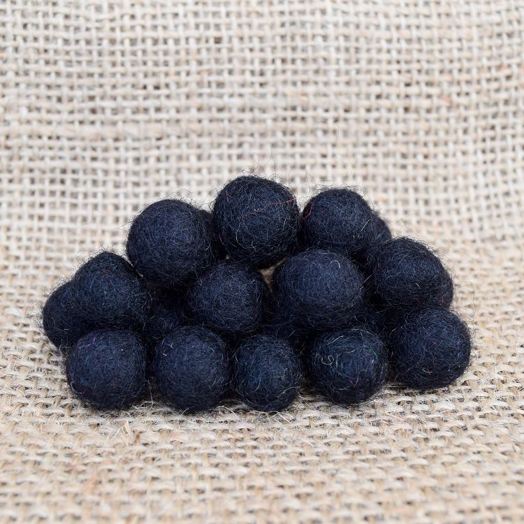 pure wool - 10 handmade felt balls - black