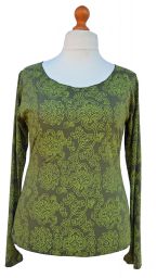 Interlocking patterns - lightweight - scoop neck top - green