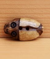 Little bug - hand carved - button