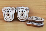Bear face - hand carved - button