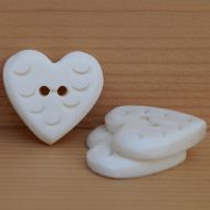 Hand carved - patterned heart - button