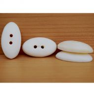 Smooth carved - cream oval - button
