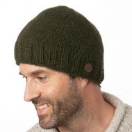 Hand knit - pure wool - plain beanie - dark green