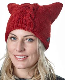 Square cable beanie - red