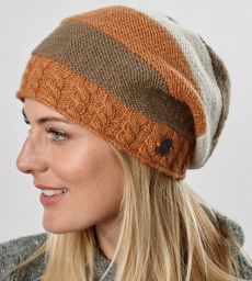 Twisted cable slouch - sandstone/cream
