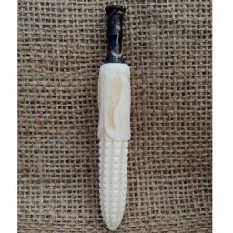 Hand carved - maize - needlecase