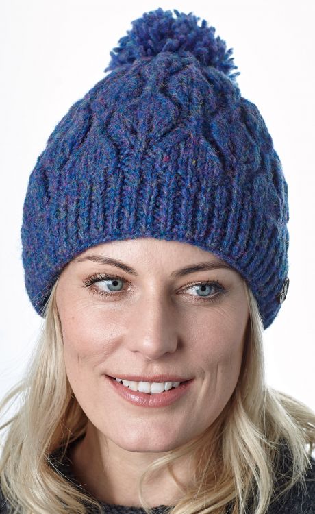 Leaf bobble hat - hand knitted - pure wool - fleece lining - blue heather