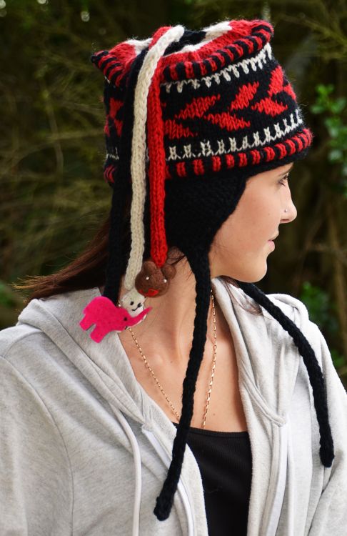 half fleece lined - fancy ear flap hat - Black/White/Red