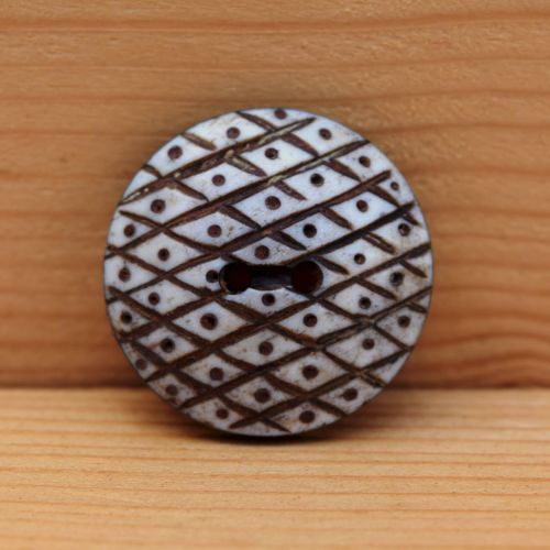 Interesting - hand carved - harlequin - button