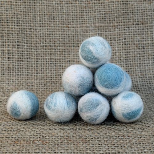 Hand rolled - pure wool - felt balls - ice blue/cream: 5