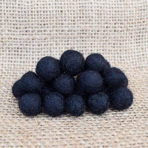 Hand rolled - pure wool - felt balls - black: 5