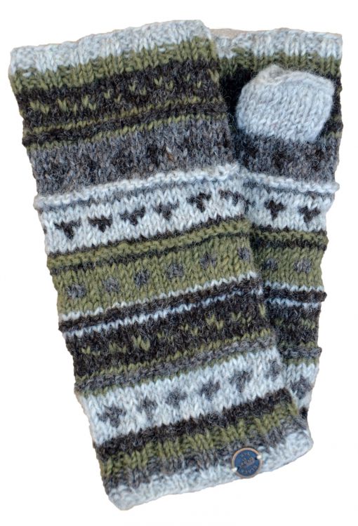 NAYA - hand knit - pattern - wristwarmer - brown/lichen