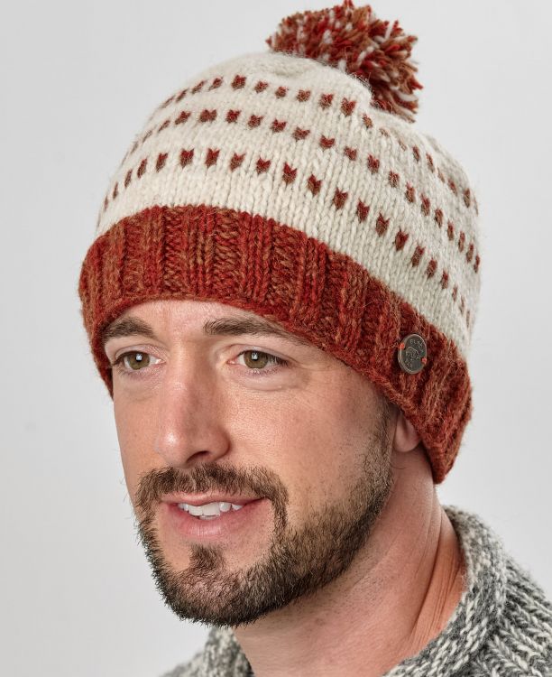 Double tick bobble hat - pure wool - brown / rust