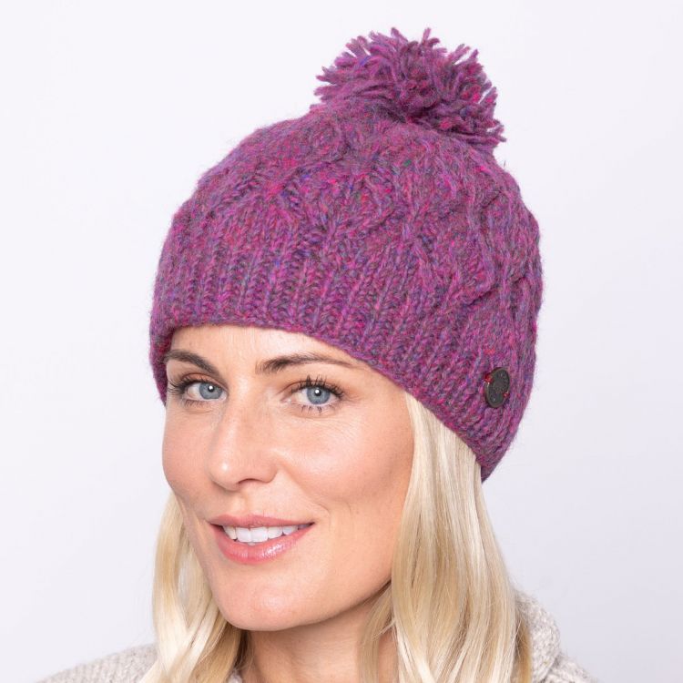 Leaf bobble hat - hand knitted - pure wool - fleece lining - pink heather