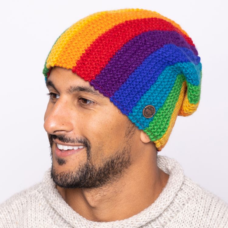 Hand knit - pure wool - vertical stripe - baggy/turn up - rainbow