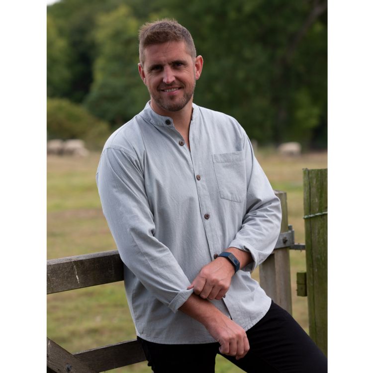 Full buttoned - plain shirt - pale grey