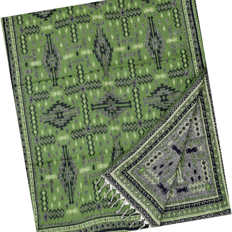 New pattern shawl - green
