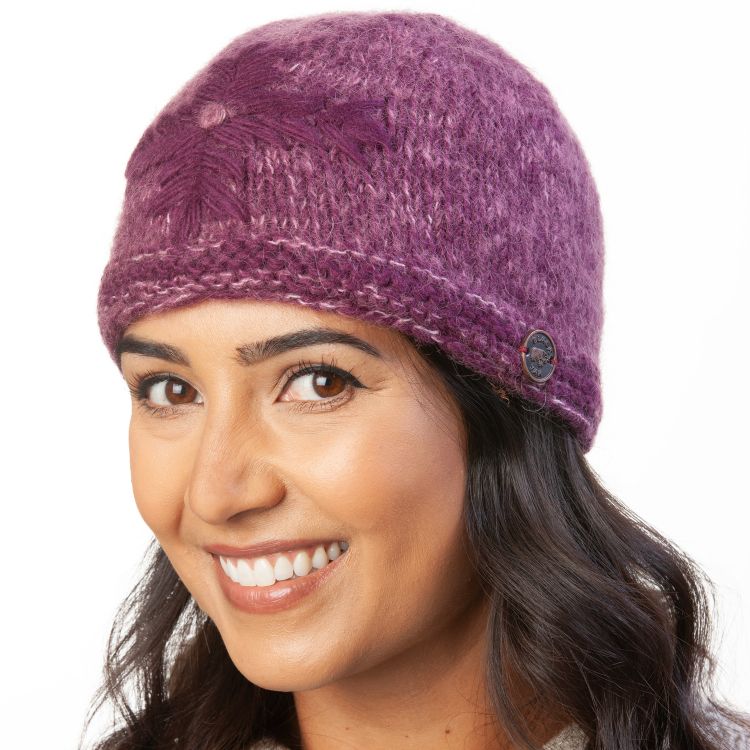 fine wool mix - embroidered beanie - Deep Berry